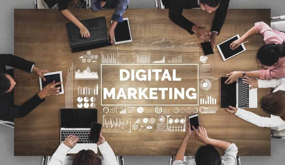 How a Digital Marketing Agency Helps Businesses Grow Faster in 2026